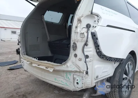 2016 Kia Sedona Sx z USA, uszkodzony, nr VIN KNDMC5C19G6121904